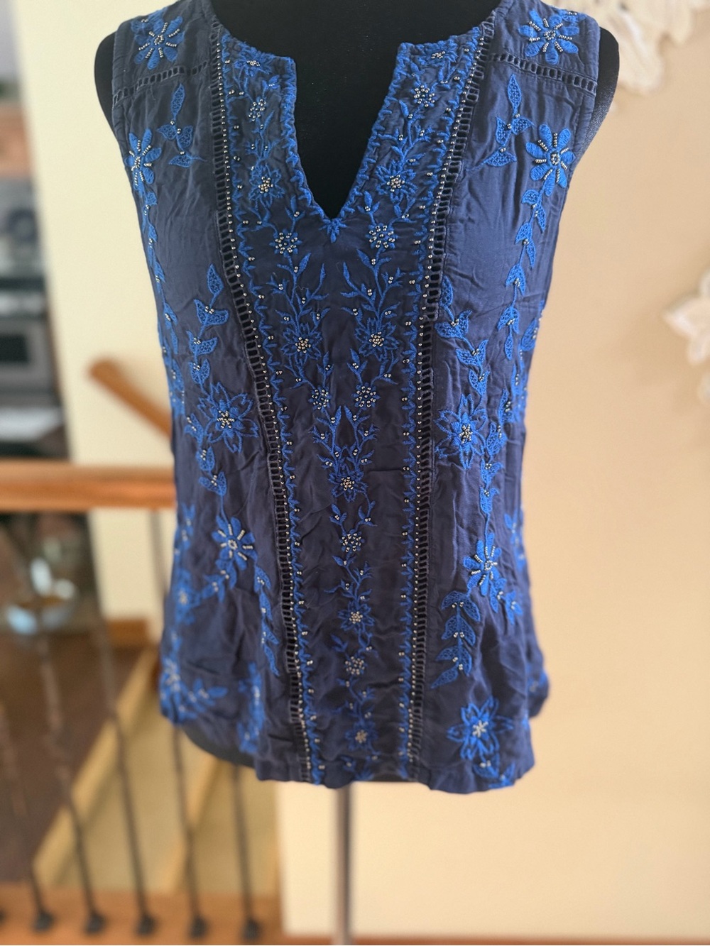 Lucky Brand Navy Blue Embroidered Beaded Sleeveless Top Size Small Boho